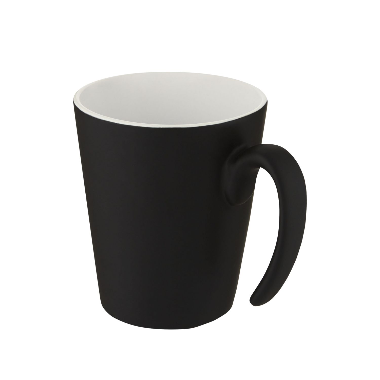 Keraminis-puodelis-Oli-Juoda-balta Modernaus dizaino keraminis puodelis su rankena Oli 360 ml., juodai baltos spalvos su matiniu paviršiumi ir blizgiu vidumi.