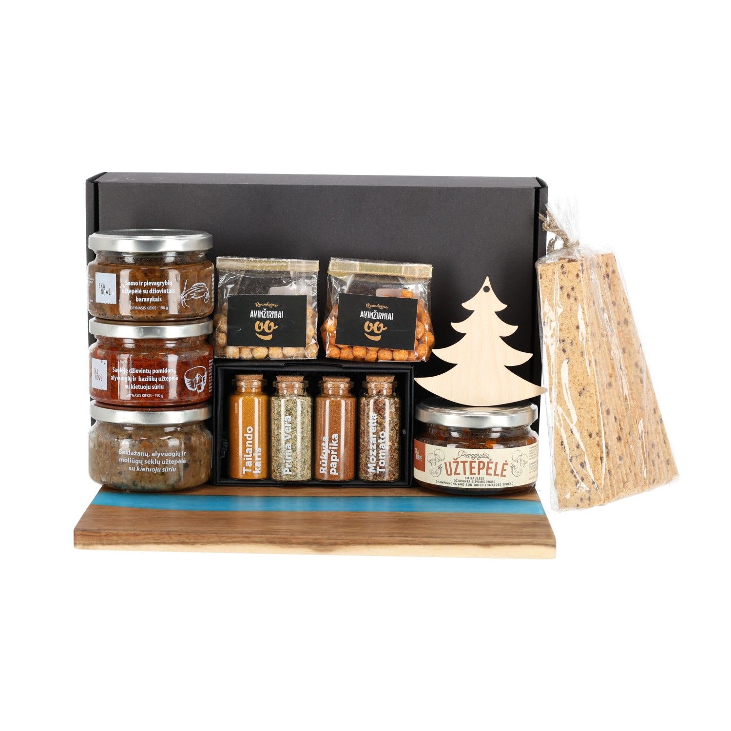 Kalediniai-verslo-dovanu-rinkiniai-Sventinis-skanestas-1.jpg Kalėdinis dovanų rinkinys Šventinis skanėstas įpakuotas juodoje dėžutėje ant kurios galima logotipo spauda