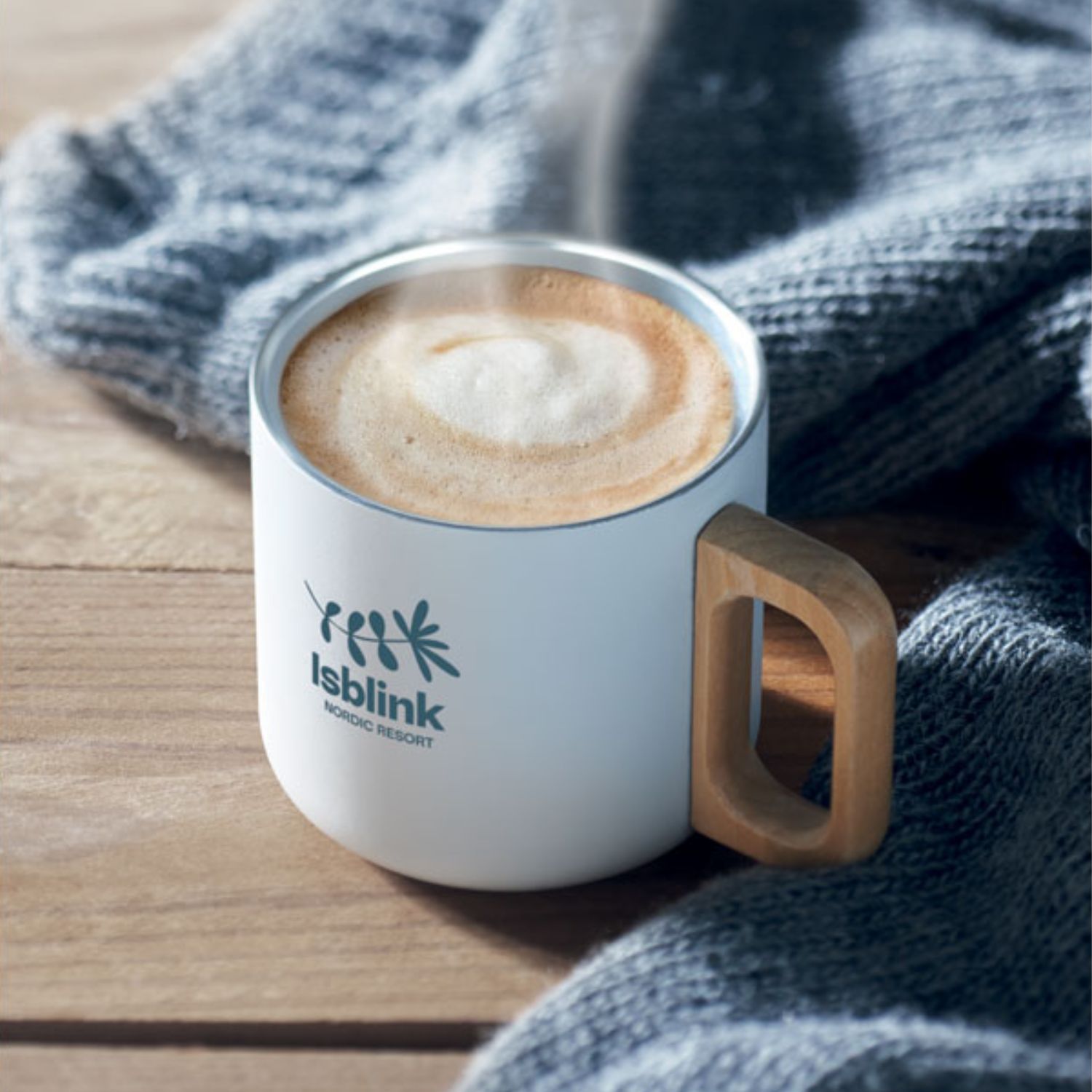 Metalinis-puodelis-Acero-Balta-3-1.jpg Balta