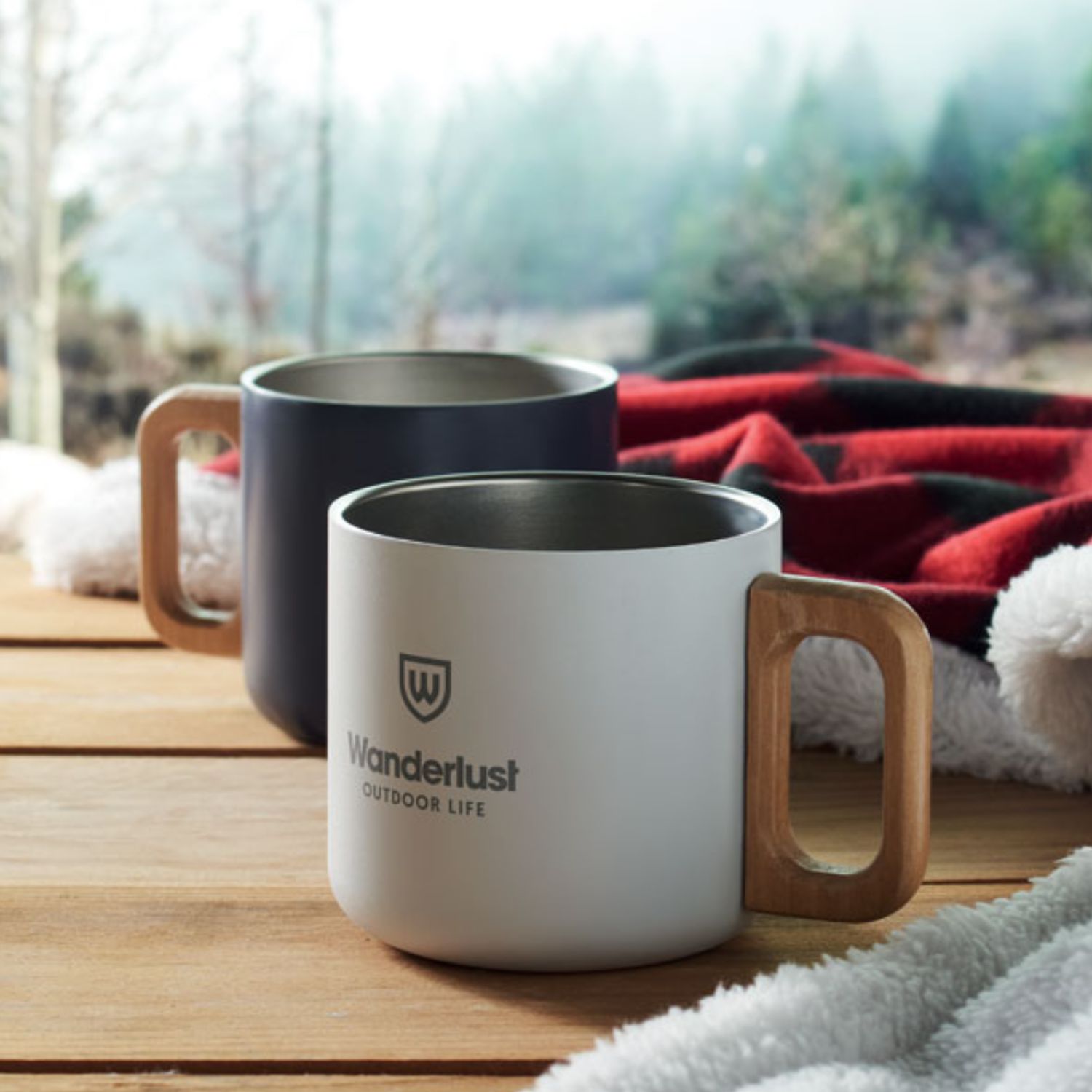 Metalinis-puodelis-Acero-Balta-4-1.jpg Balta