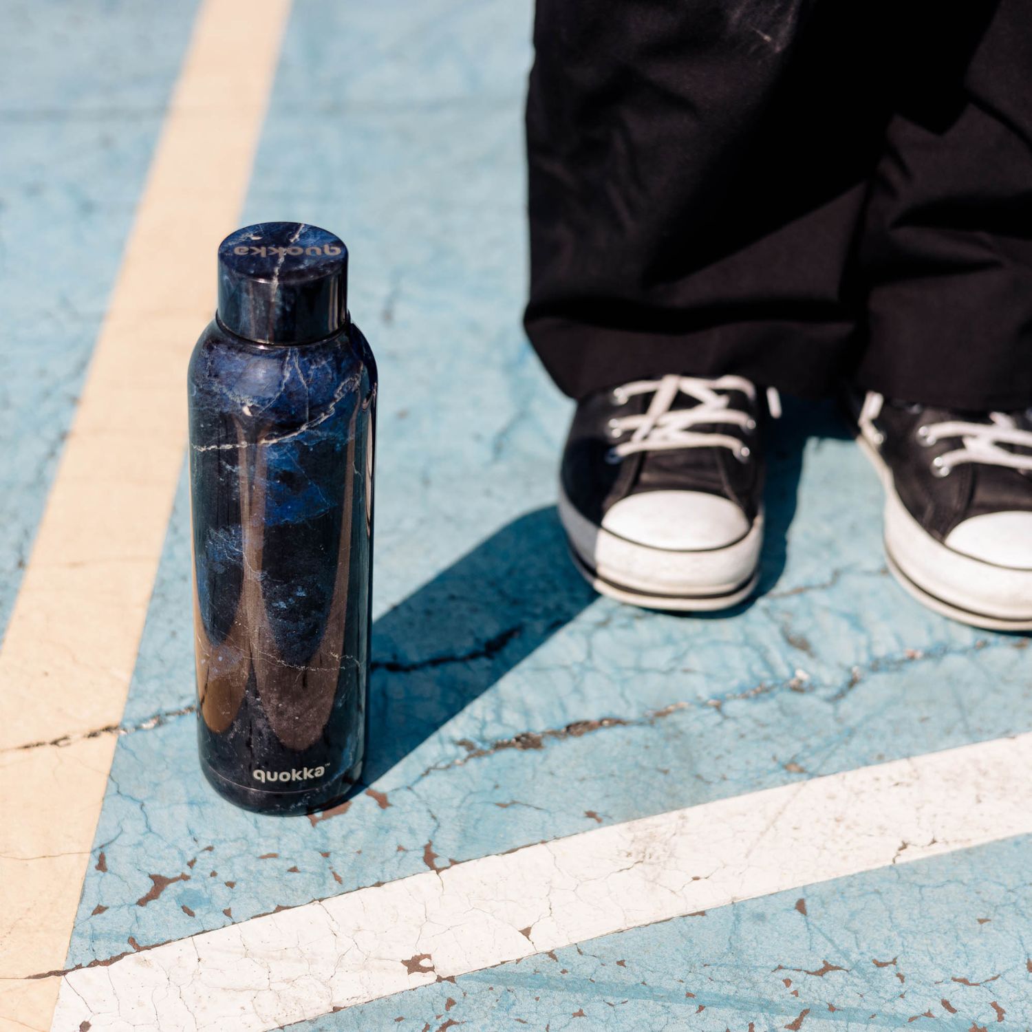 Termogertuve-Quokka-Solid-Full-print-Juoda (4)