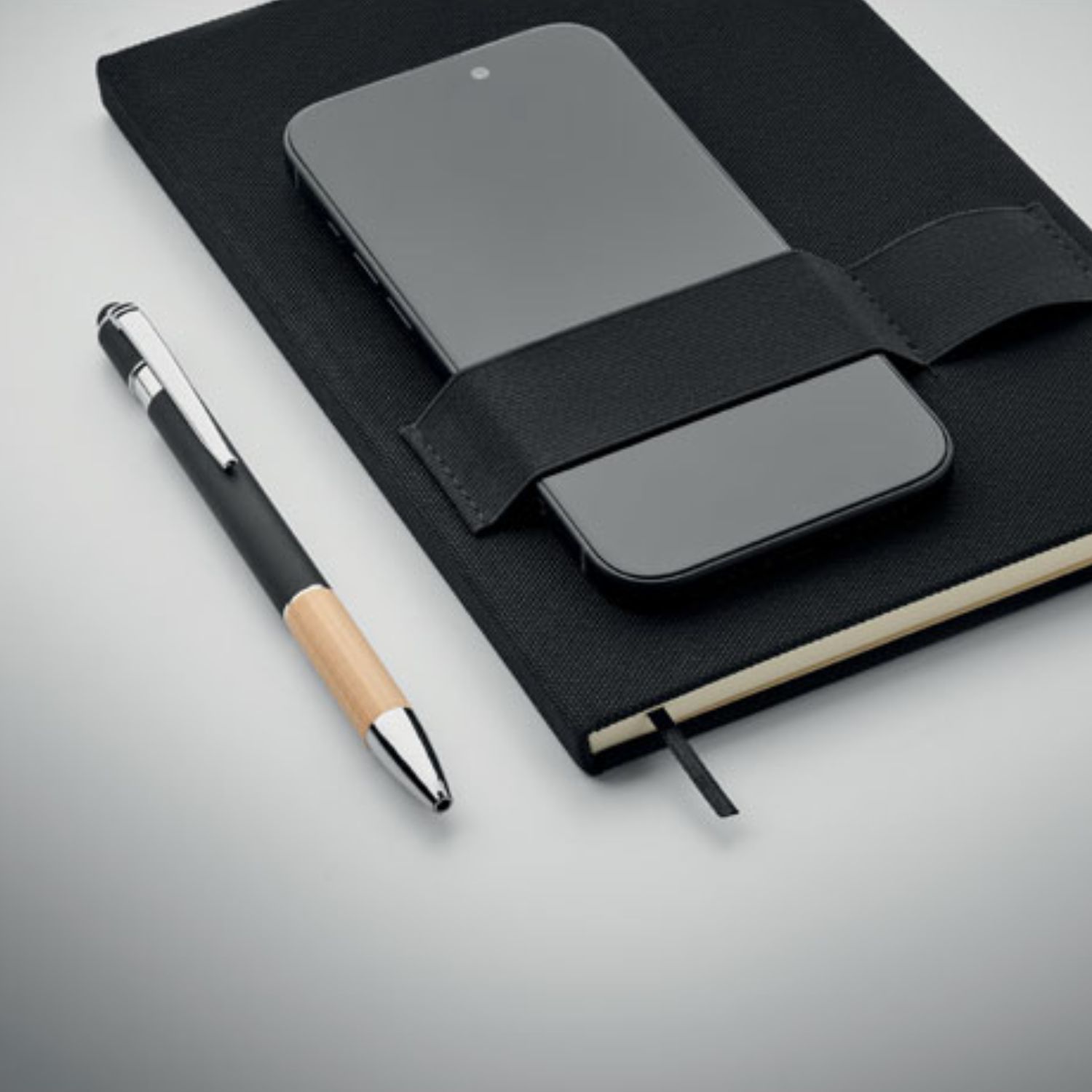 Rinkinys-Nota-Juoda-4.jpg Juoda