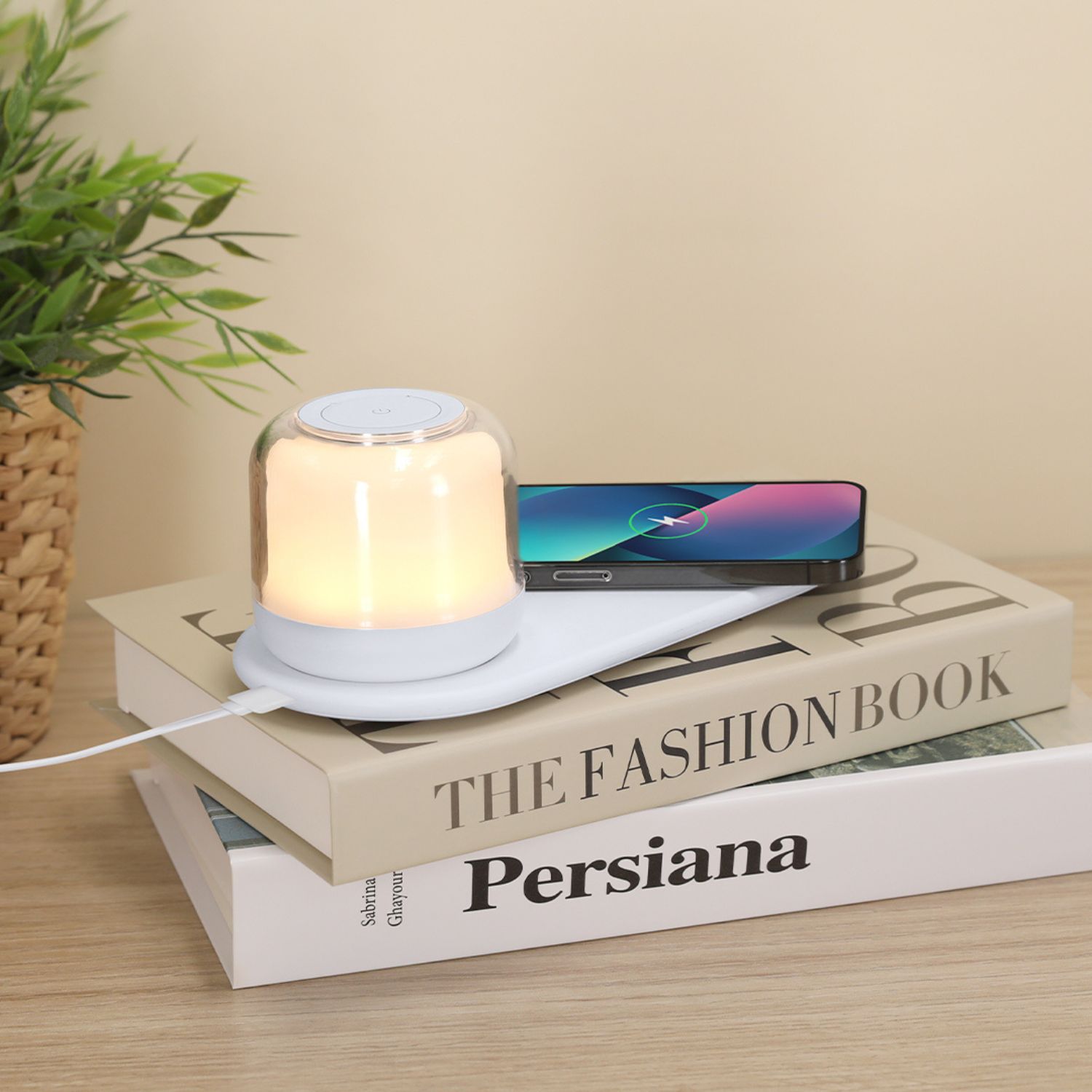 Multifunkcine-lempa-Reginal-Balta-6.jpg Balta