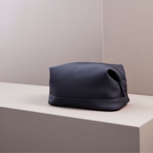 Kosmetine-Vinga-Baltimore-Juoda-6.jpg Juoda