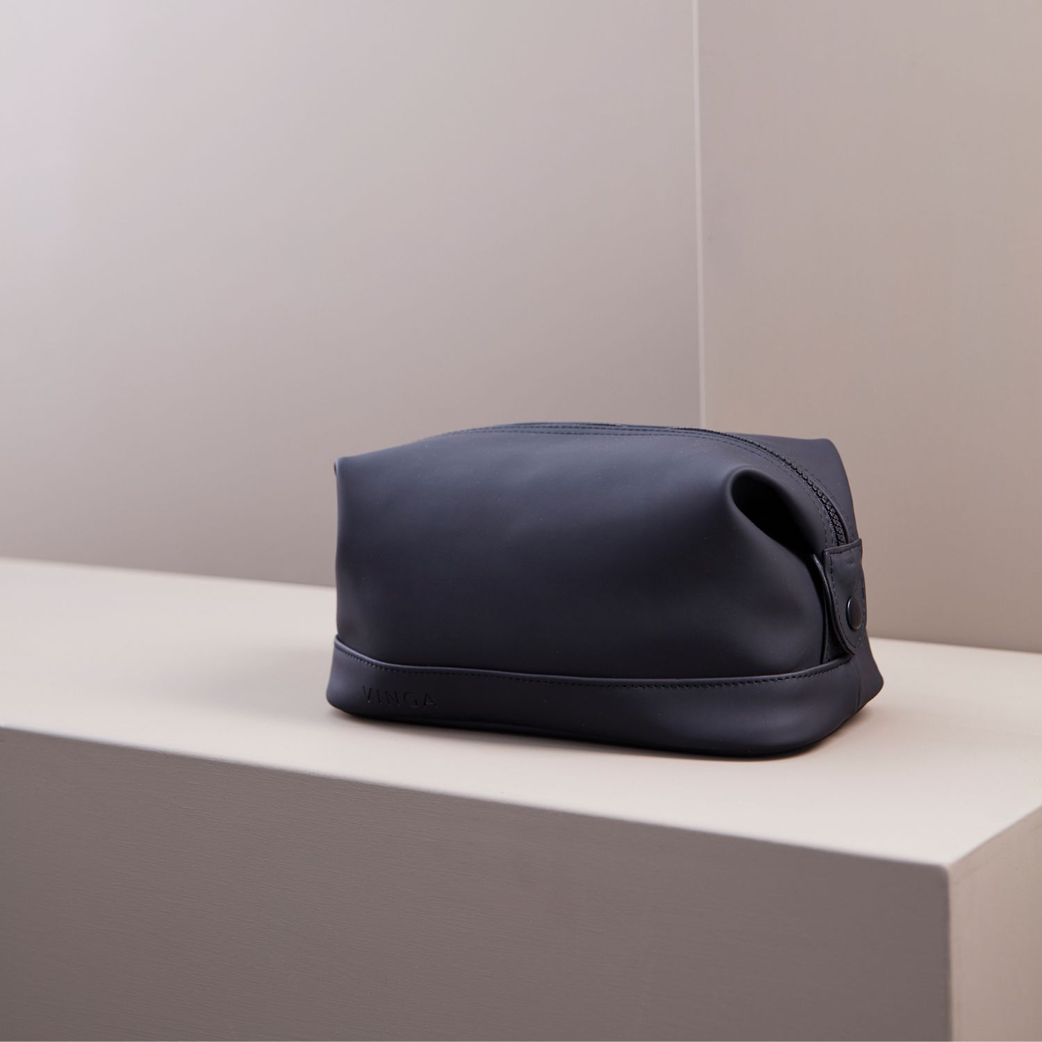 Kosmetine-Vinga-Baltimore-Juoda-6.jpg Juoda