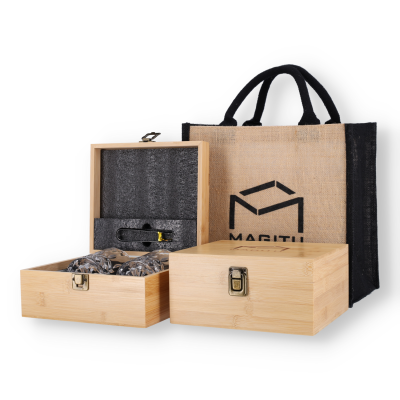 Verslo dovanos su spauda