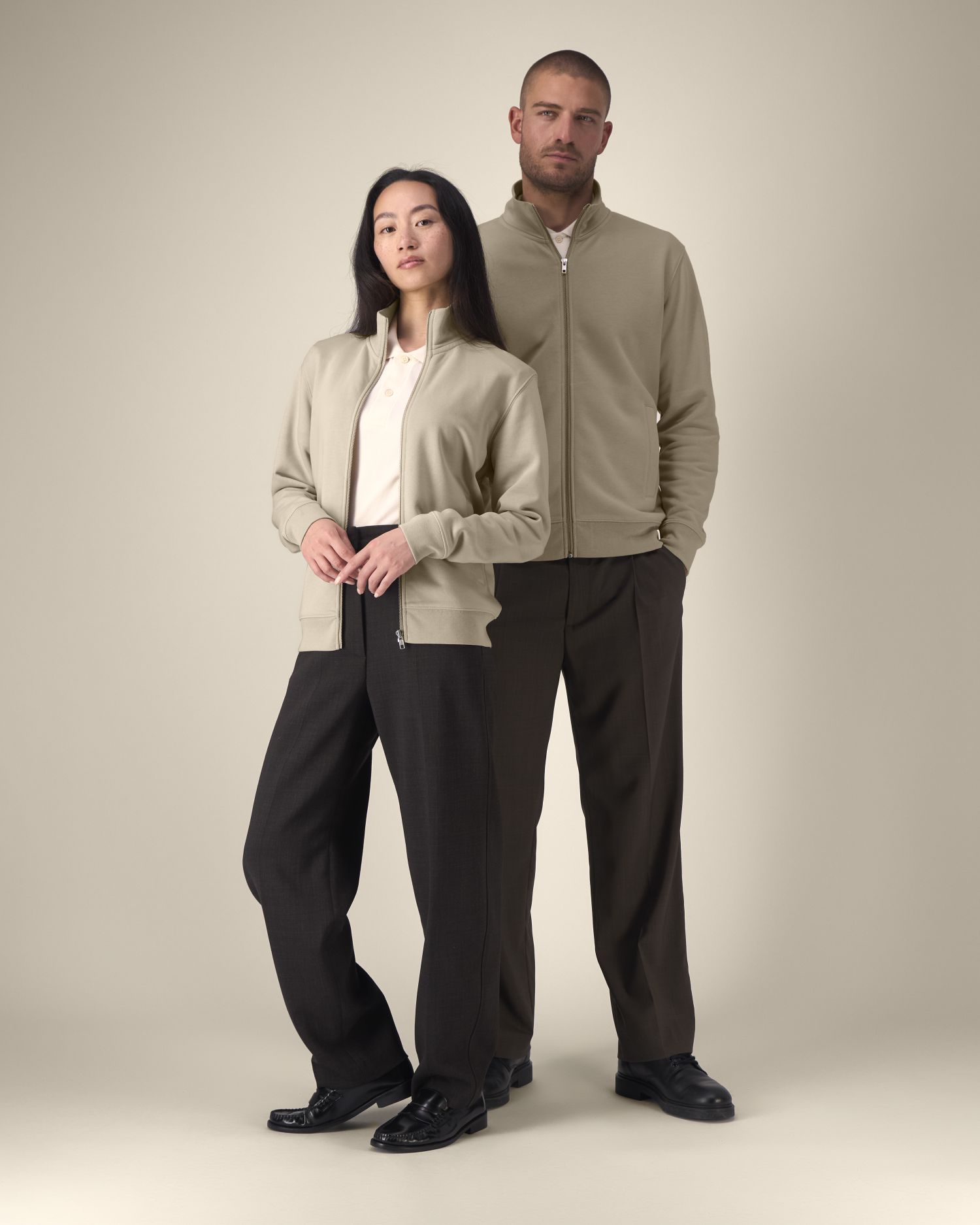 DFM0_STSU253_C028.jpg Smėlinė