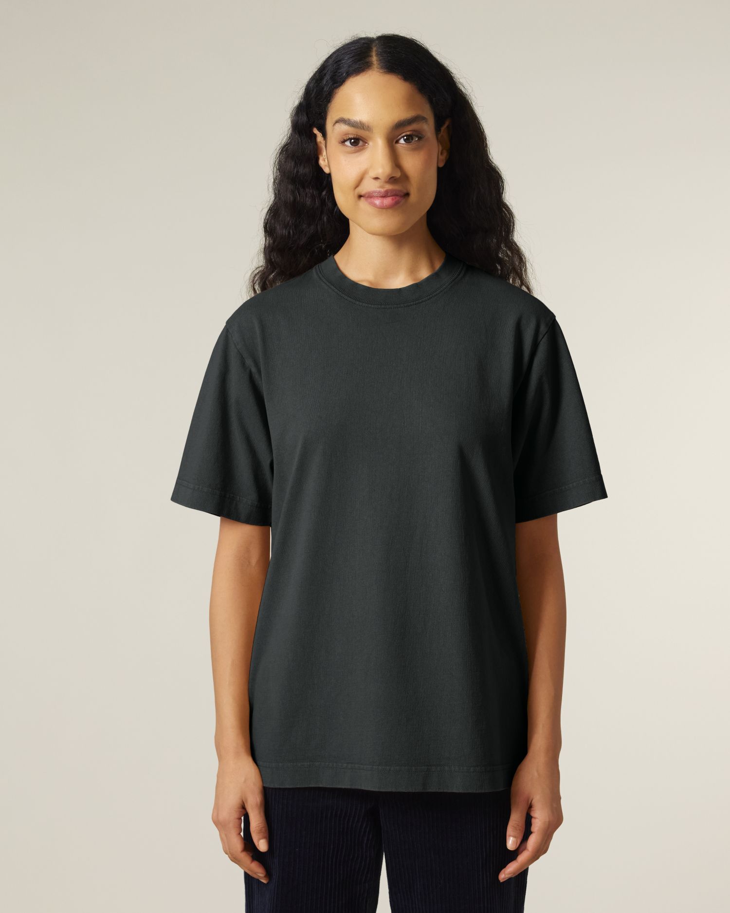 SFM6_STTU073_C140.jpg Juoda