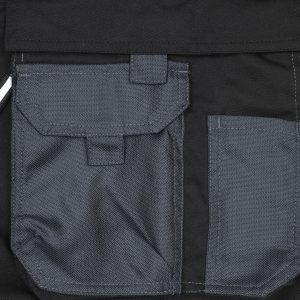 Juoda/Tamsiai pilka
