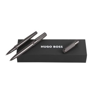Rasiklio-rinkinys-Hugo-Boss-Gear-rotor-Juoda-1.jpg Juoda