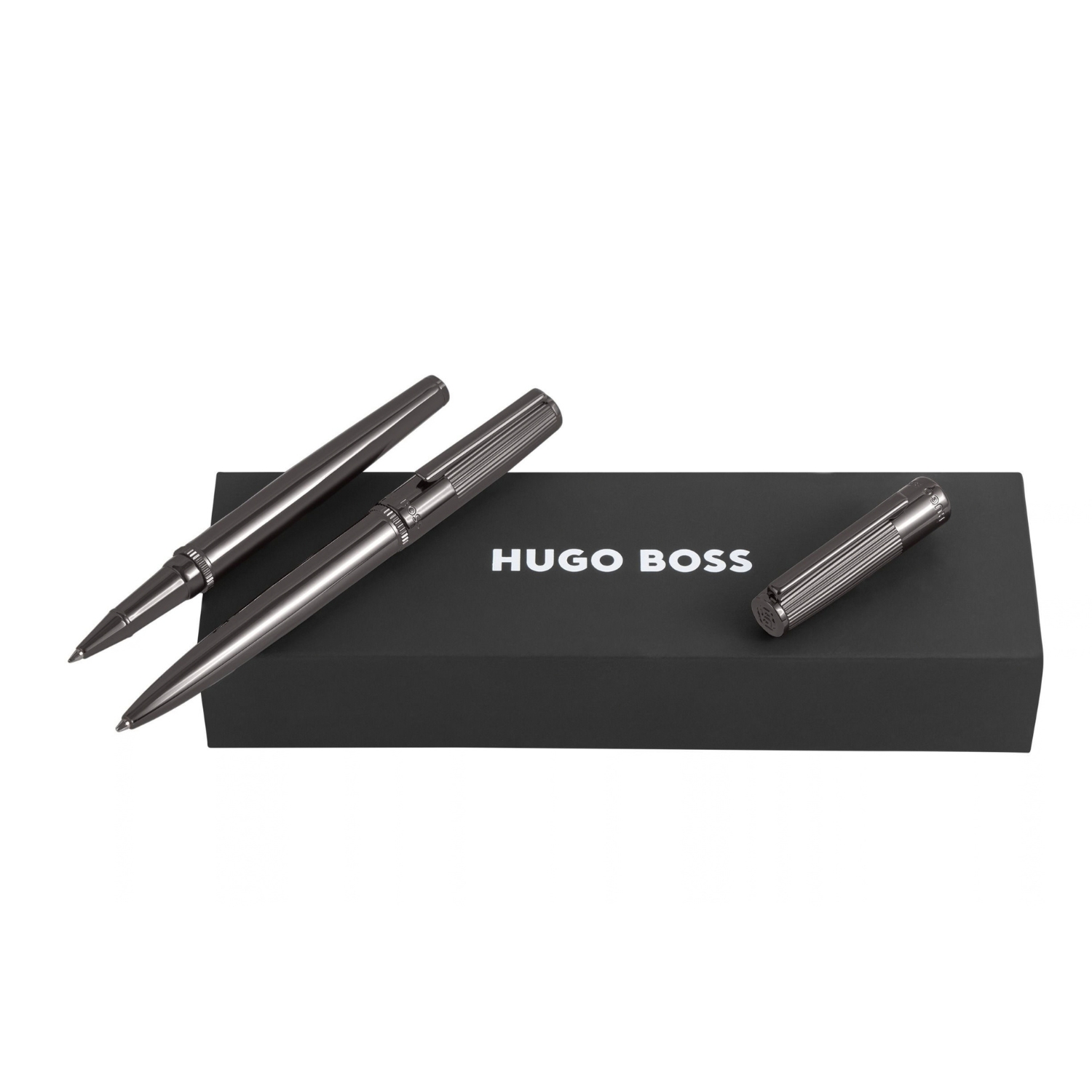 Rasiklio-rinkinys-Hugo-Boss-Gear-rotor-Juoda-1.jpg Juoda